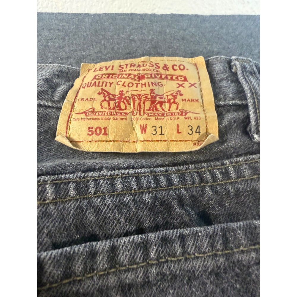 90s made in USA black Levi's 501 size 30 by 32 - Picture 3 of 7